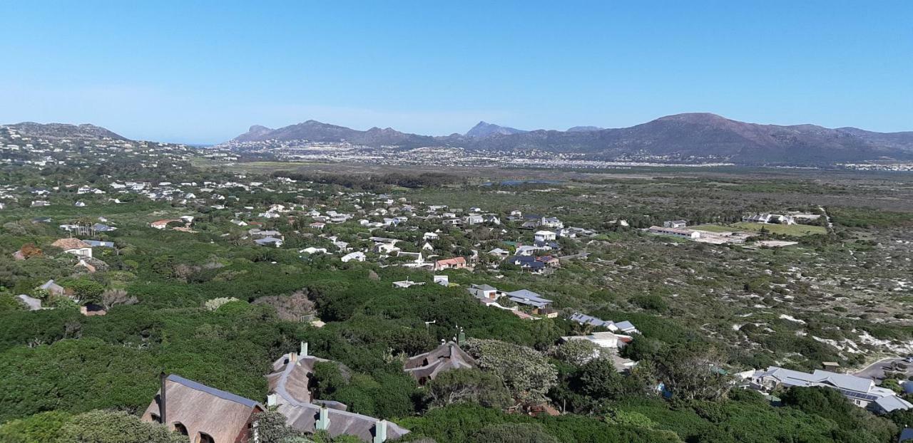365 Sunset Self Catering * Noordhoek