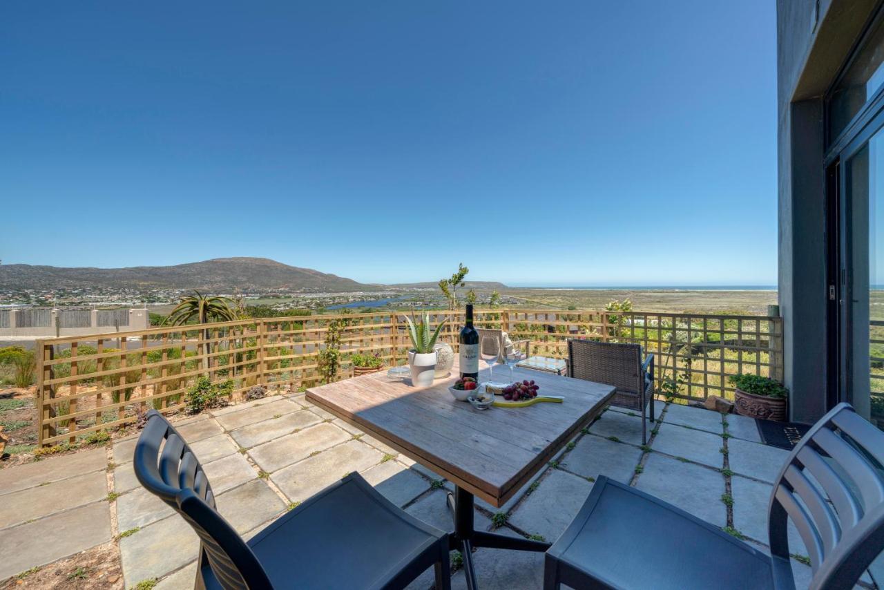 Apartment 365 Sunset Self Catering *