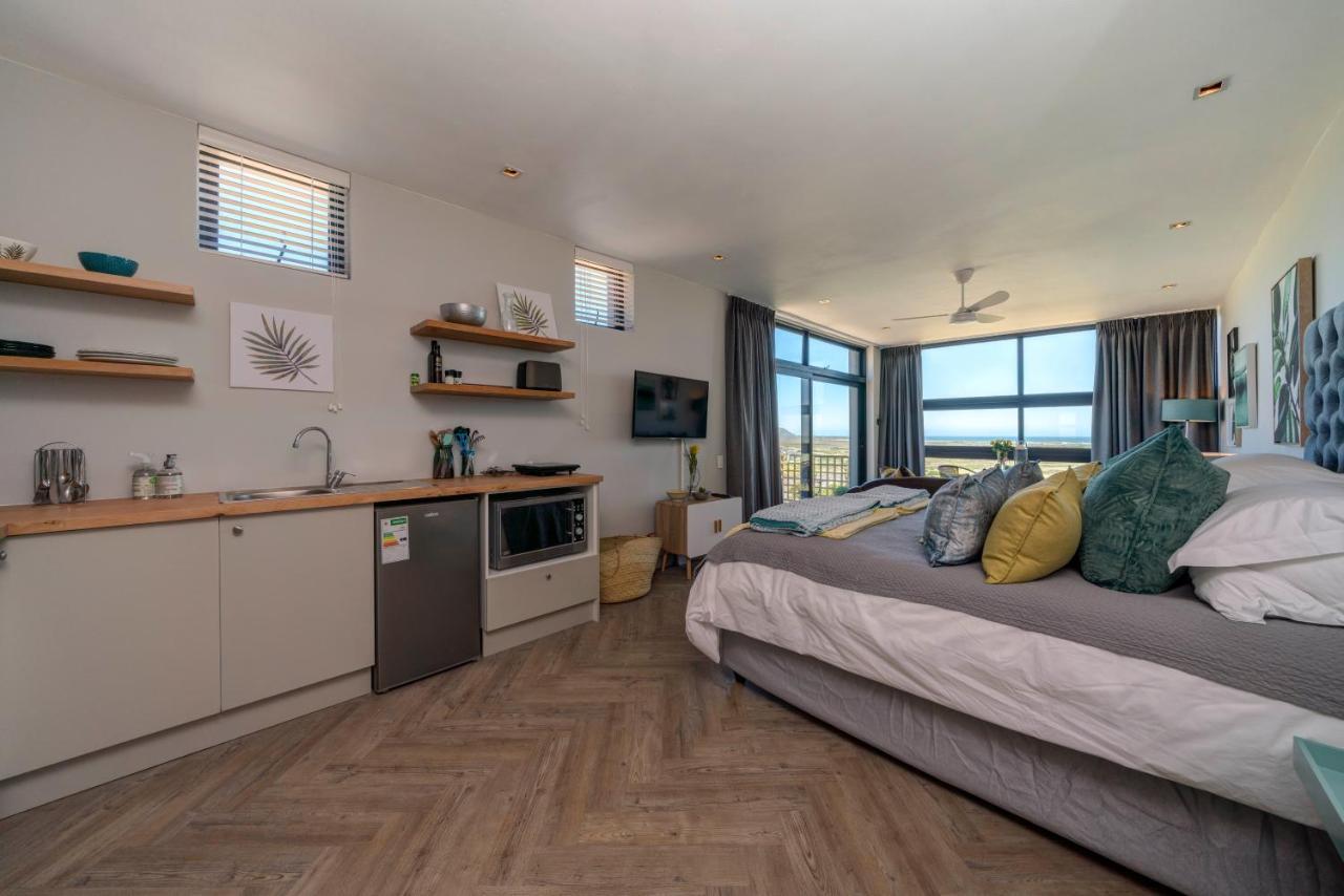 365 Sunset Self Catering * Noordhoek