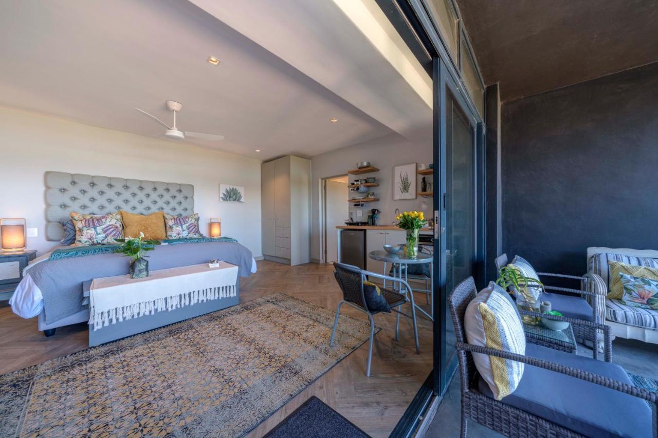 365 Sunset Self Catering * Noordhoek