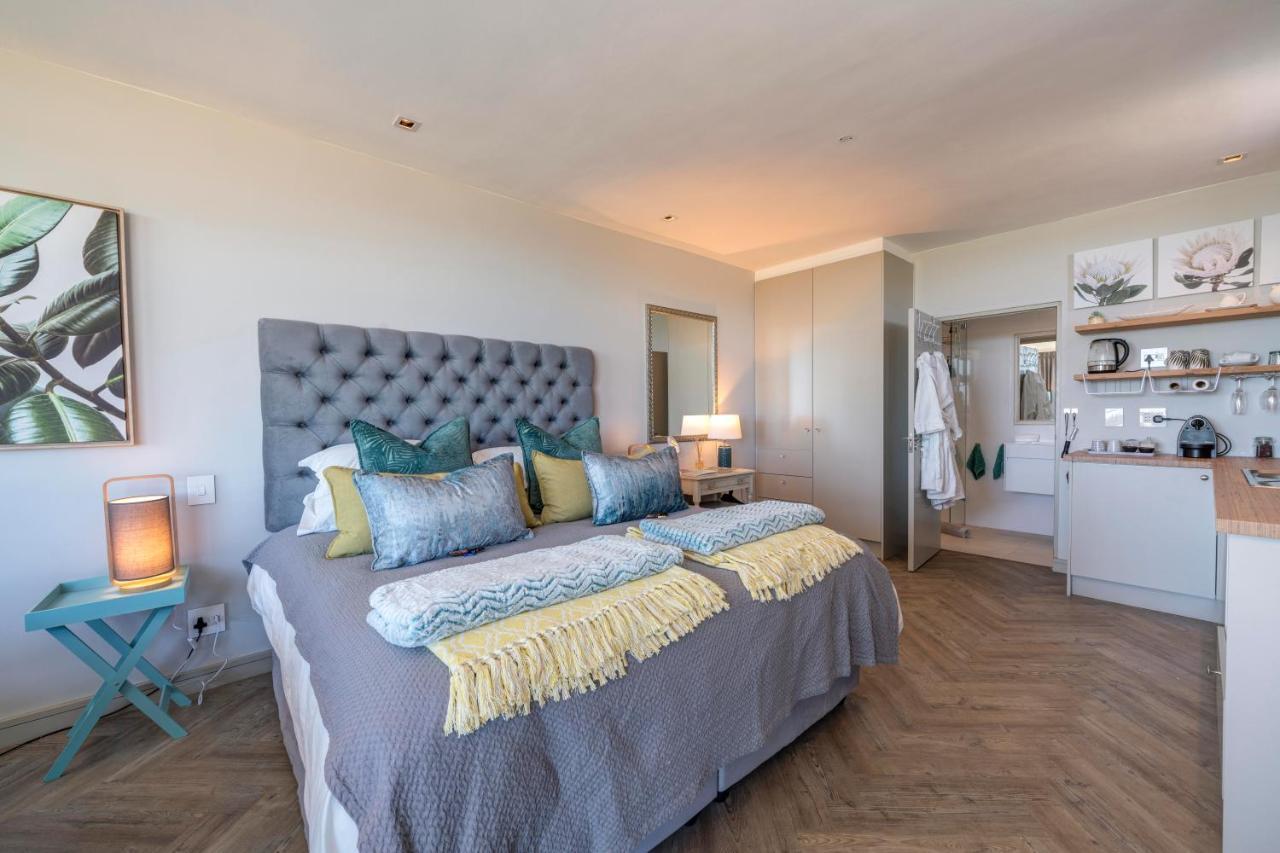 Apartment 365 Sunset Self Catering