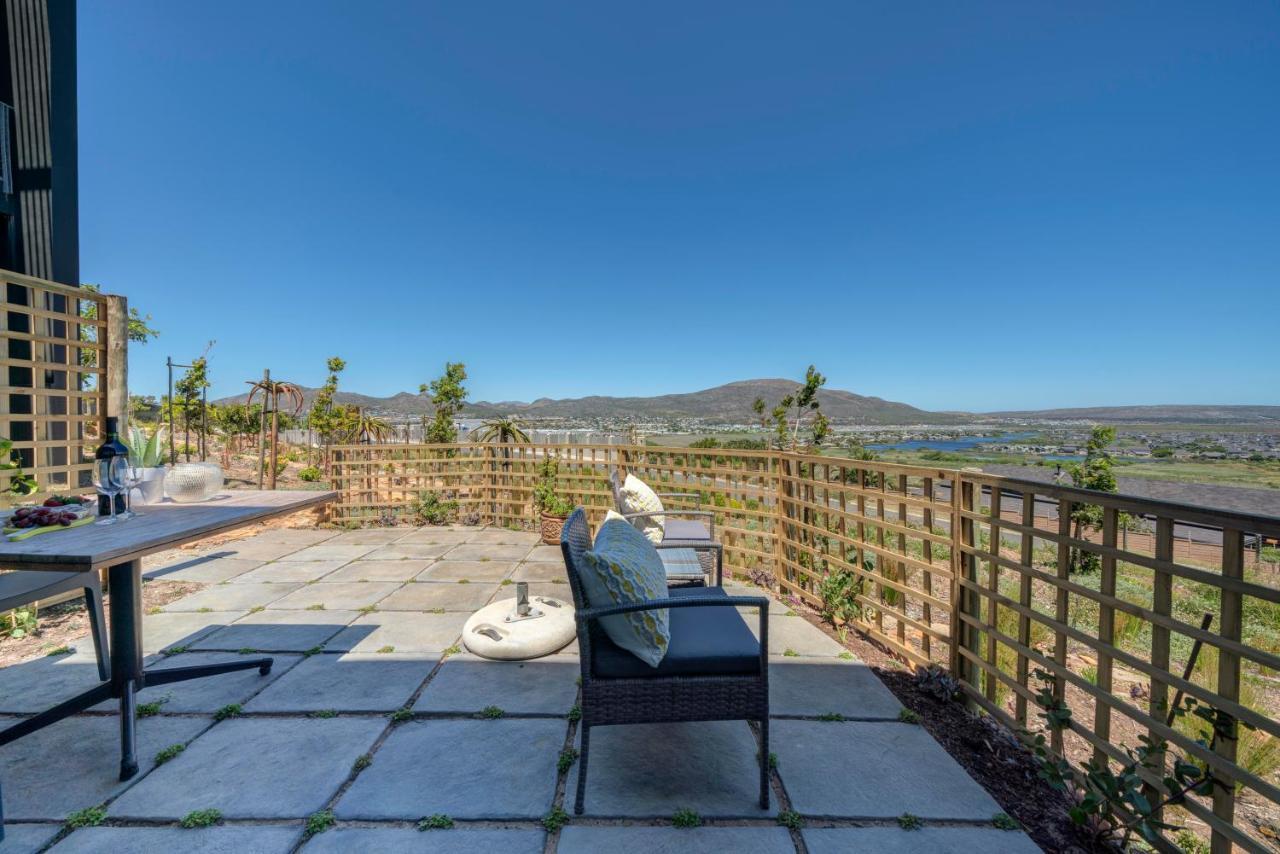 Apartment 365 Sunset Self Catering *